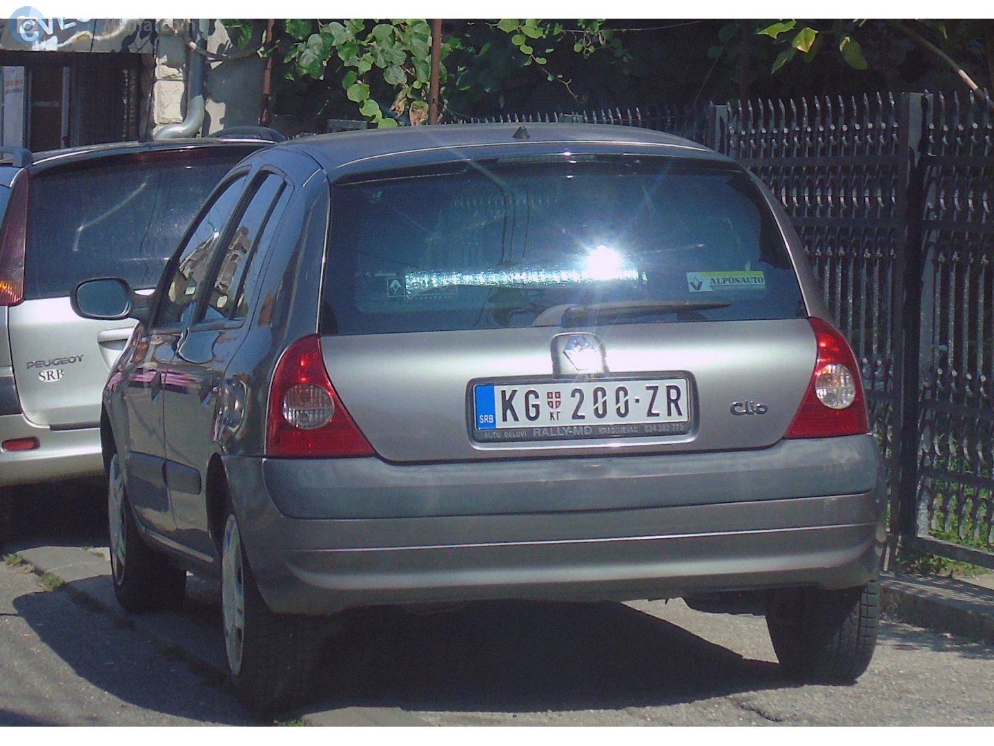 KG 200-ZR, Renault Clio 2nd gen 5-door Hatch (B65), 1st facelift, 2001–2006