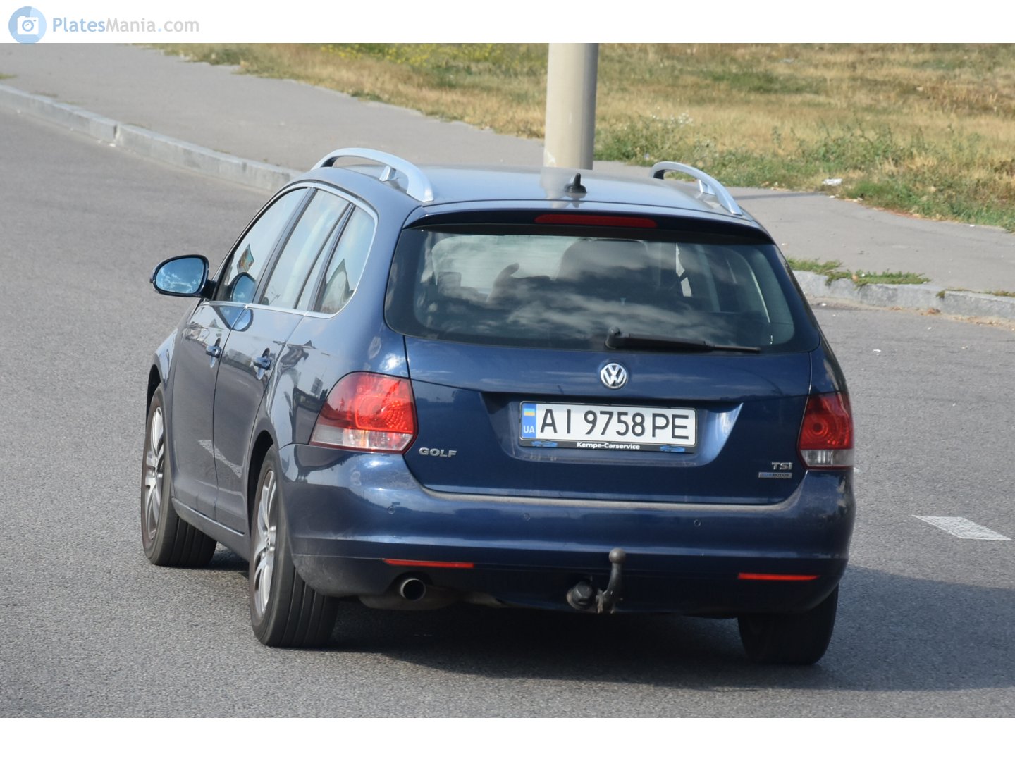 AI 9758 PE, Volkswagen Golf 