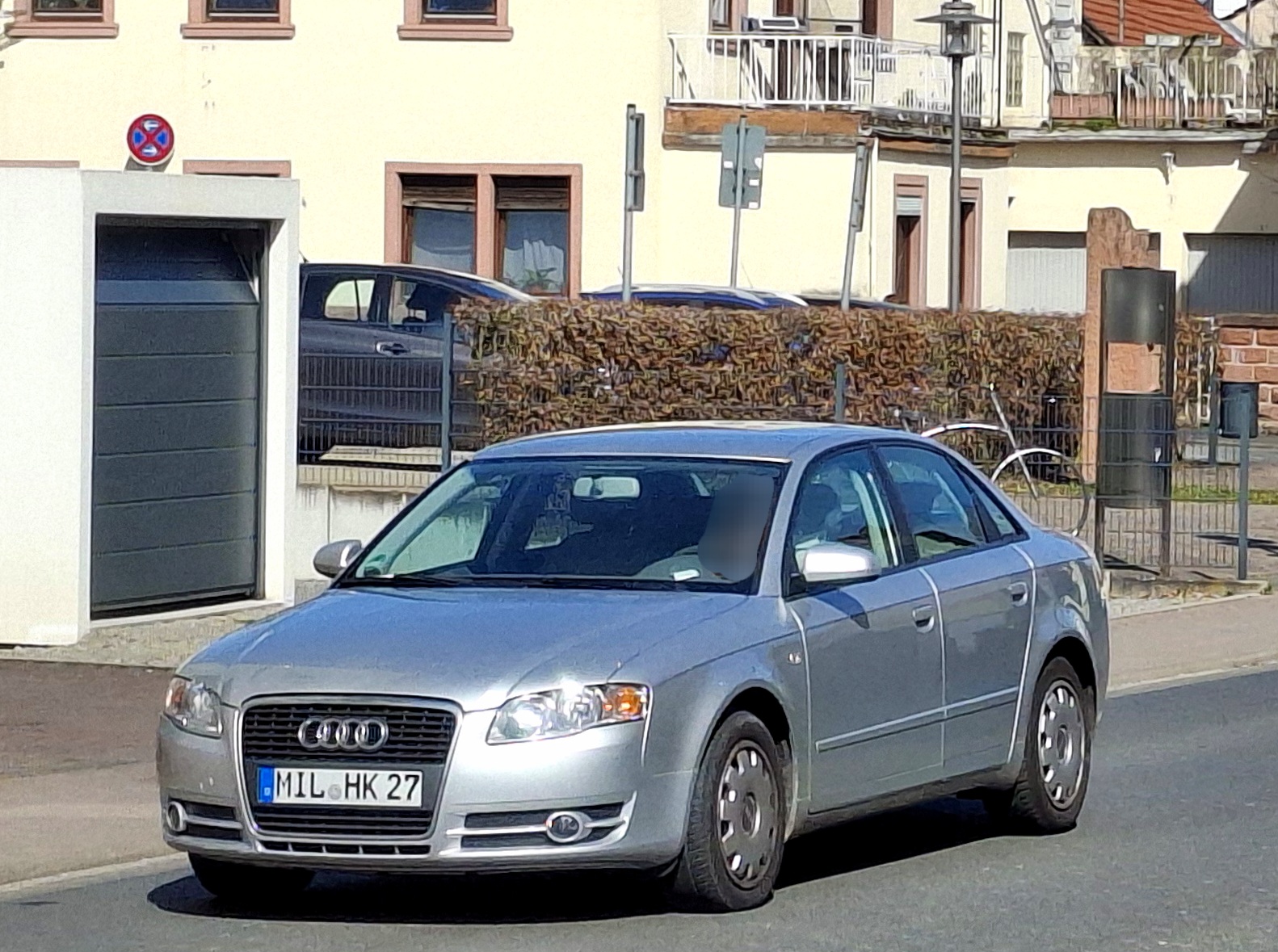 MIL HK 27, Audi A4 3rd gen Sedan (B7/8EC), 2004–2007