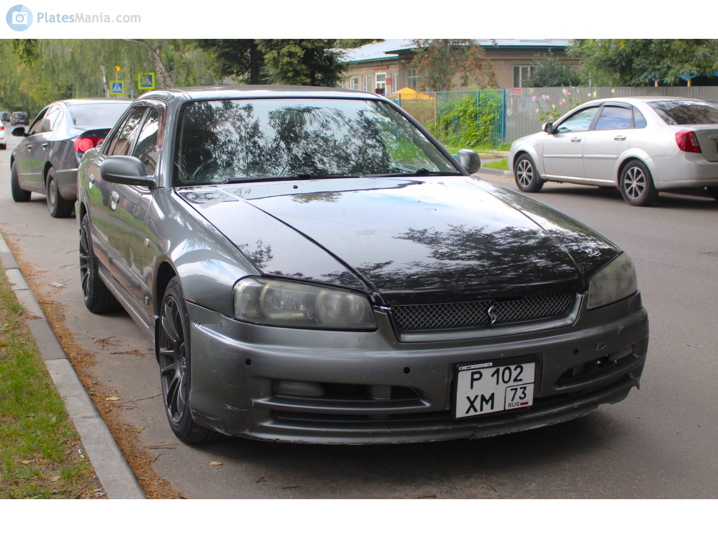 р 102 хм 73, Nissan Skyline 10th gen Sedan (R34), 1998–2001