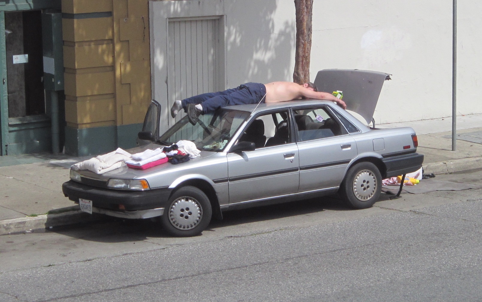 6HOA838, Toyota Camry 2nd gen Sedan (V20), 1986–1991