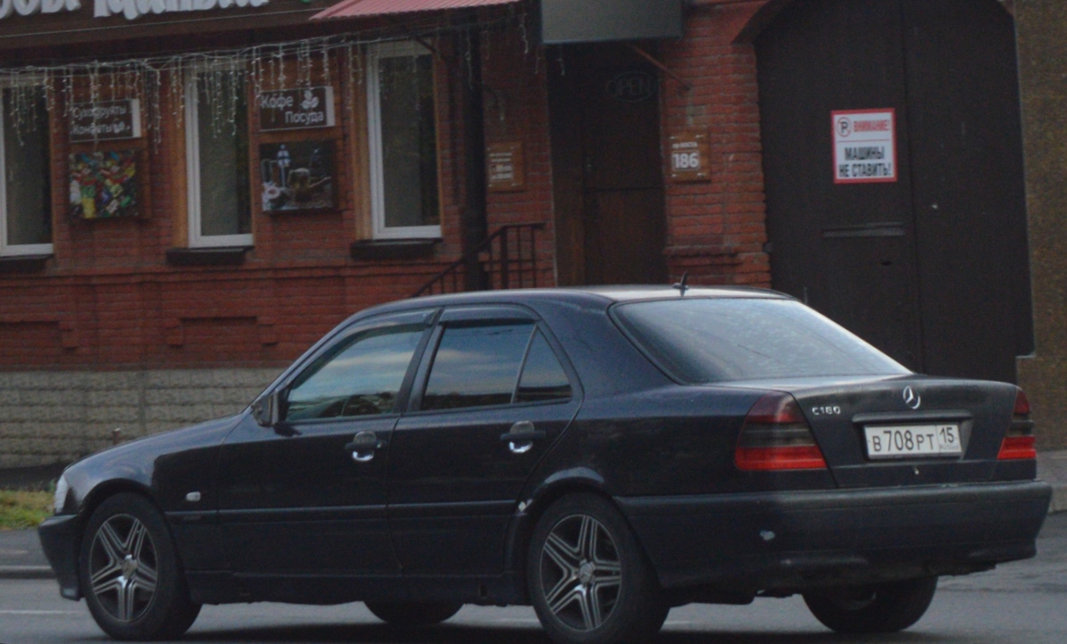 в 708 рт 15, Mercedes-Benz C-Klasse 