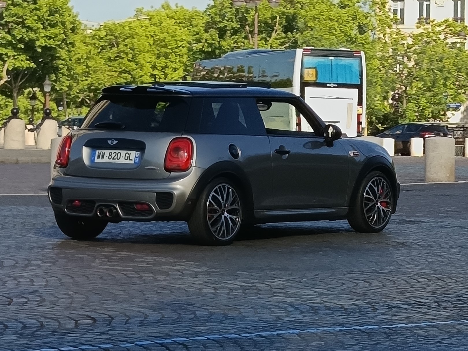WW-820-GL, MINI Hatch 3rd gen 3-door Hatch (F56), 2013–2024