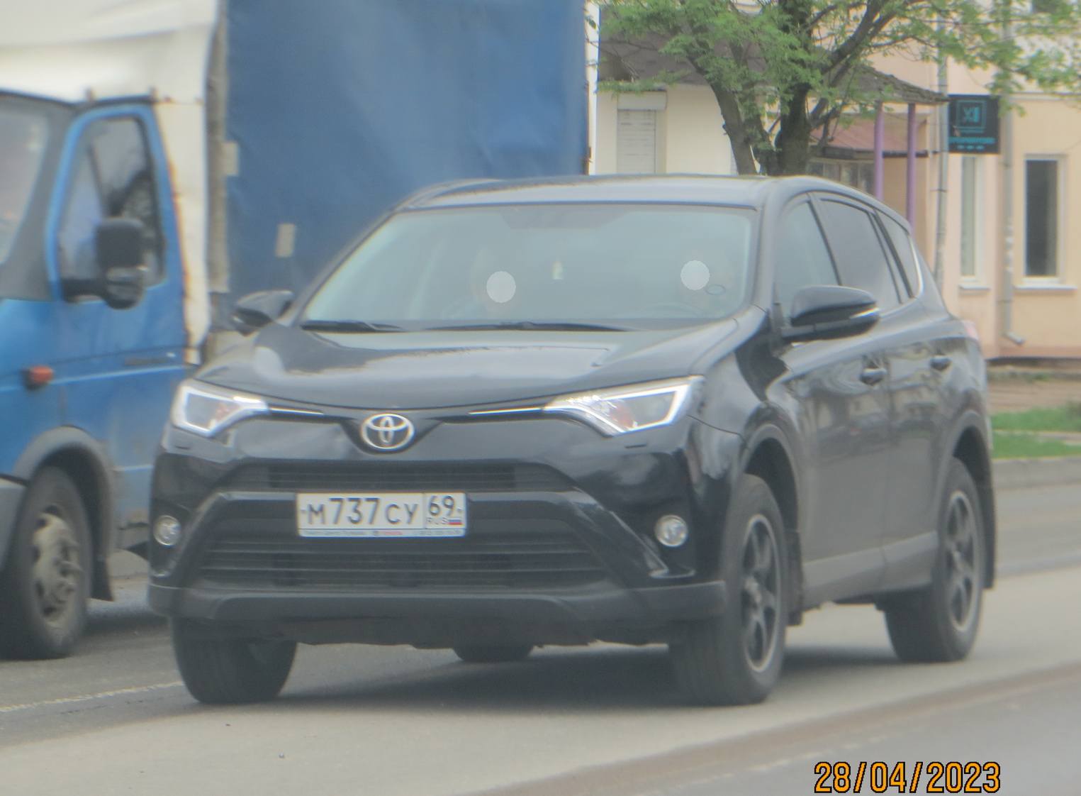 м 737 су 69, Toyota RAV4 4th gen (XA40), facelift, 2015–2019