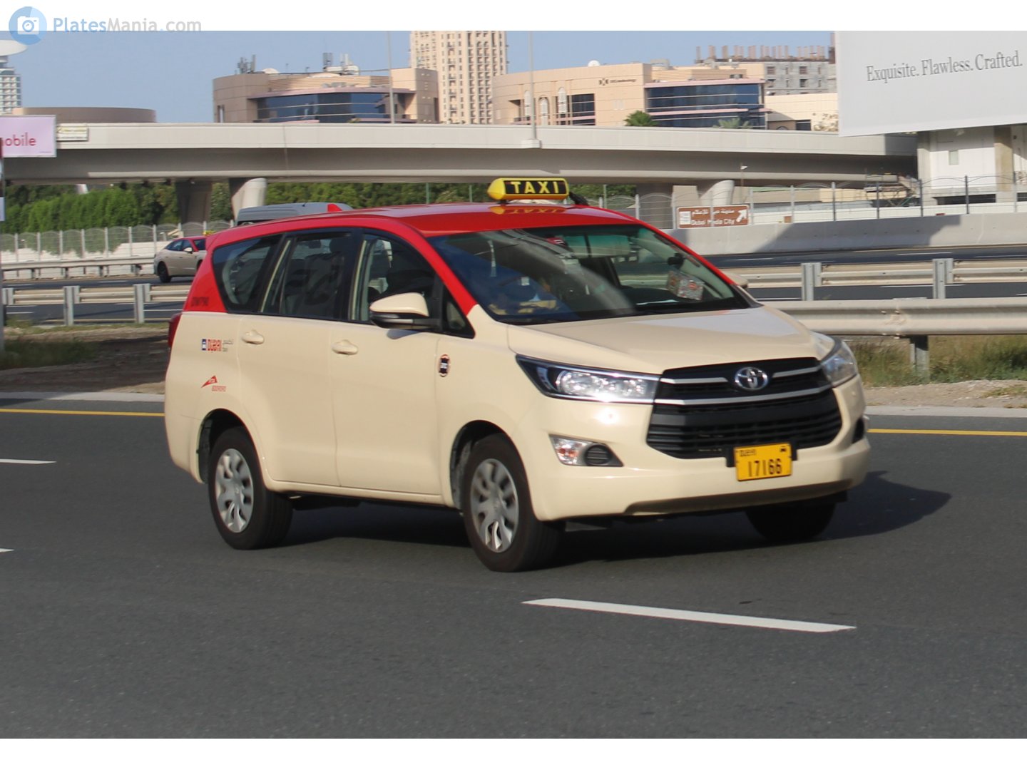 17166, Toyota Innova 2nd gen Kijang Innova (AN140), 2015–2022