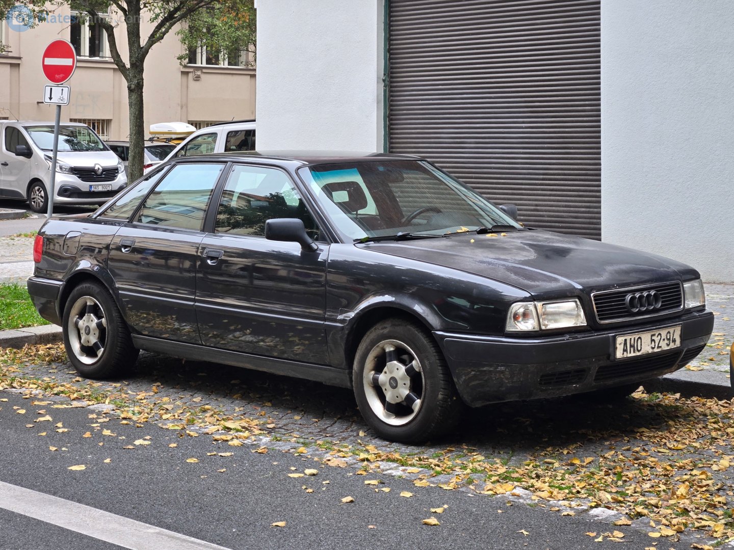 AHO 52-94, Audi 80 4th gen Sedan (B4/8C2), 1991–1994