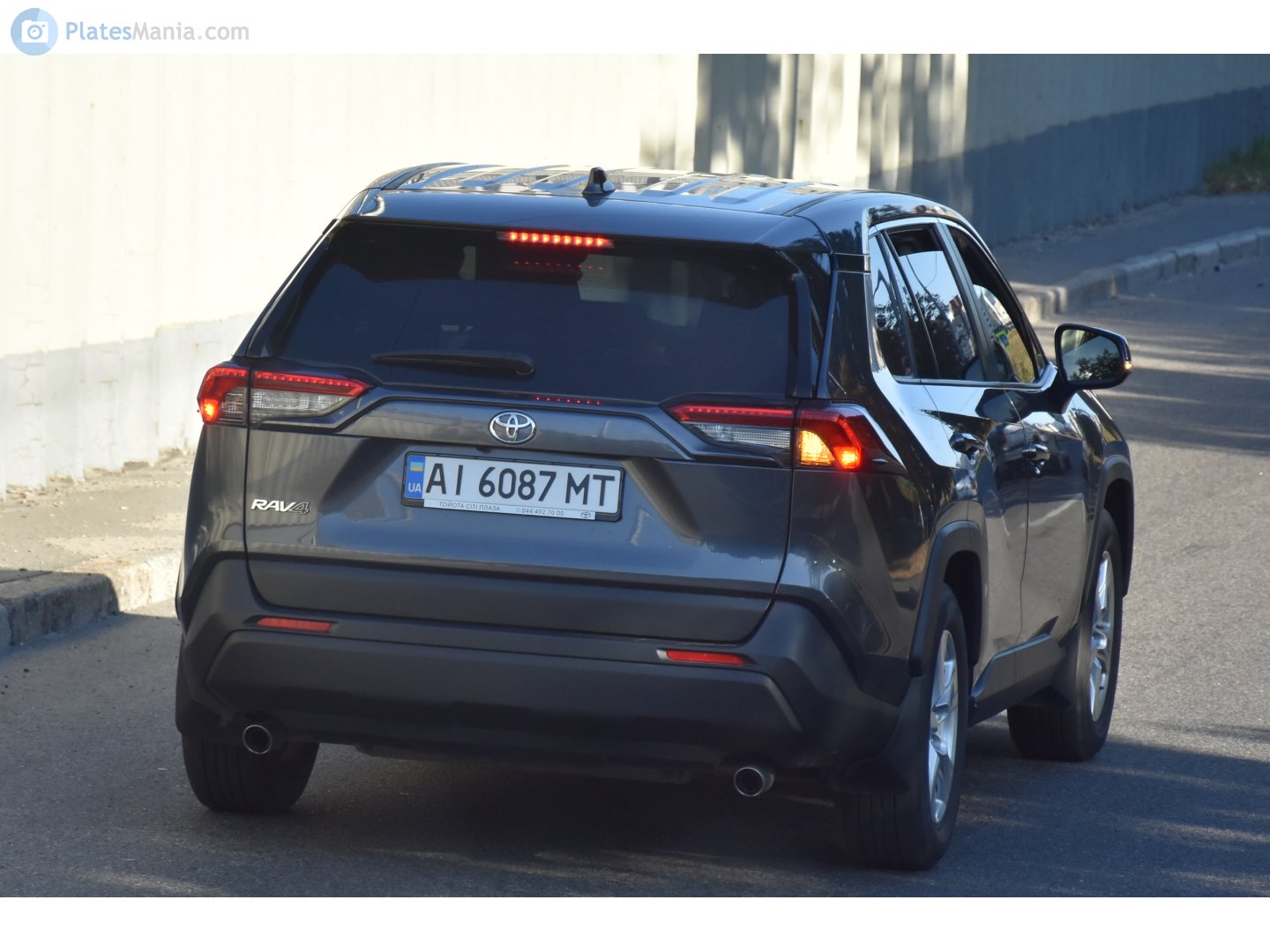 AI 6087 MT, Toyota RAV4 