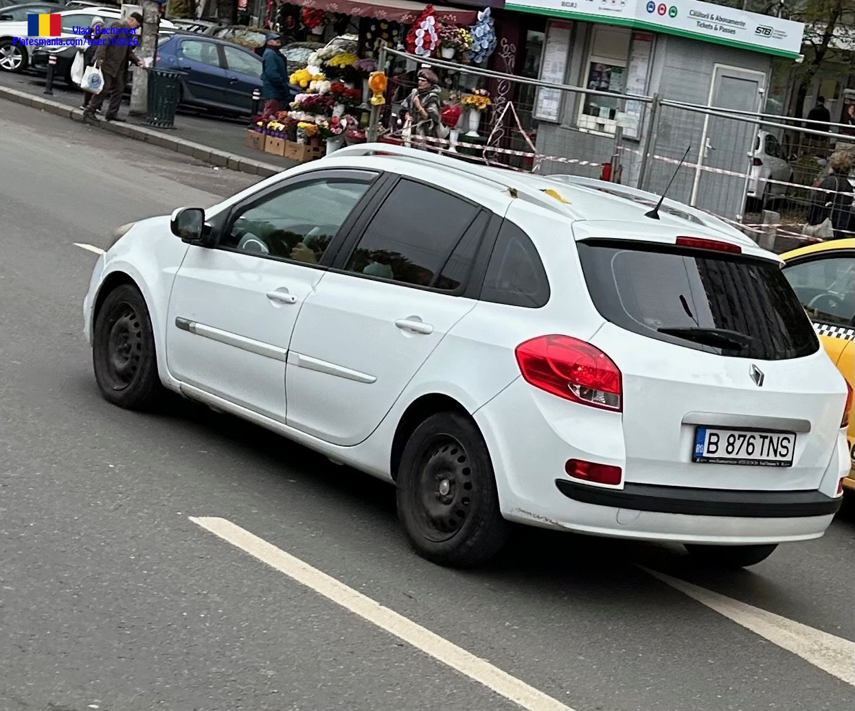 B 876 TNS, Renault Clio 3rd gen 5-door Hatch (B85), facelift, 2009–2014