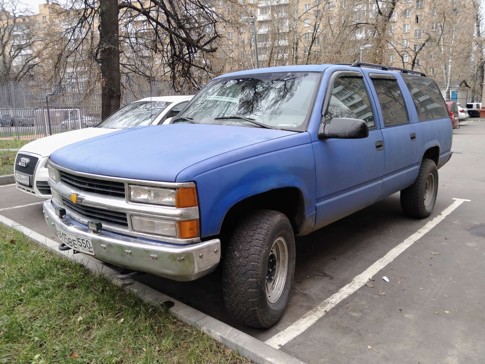 в 415 ве 550, Chevrolet Suburban 