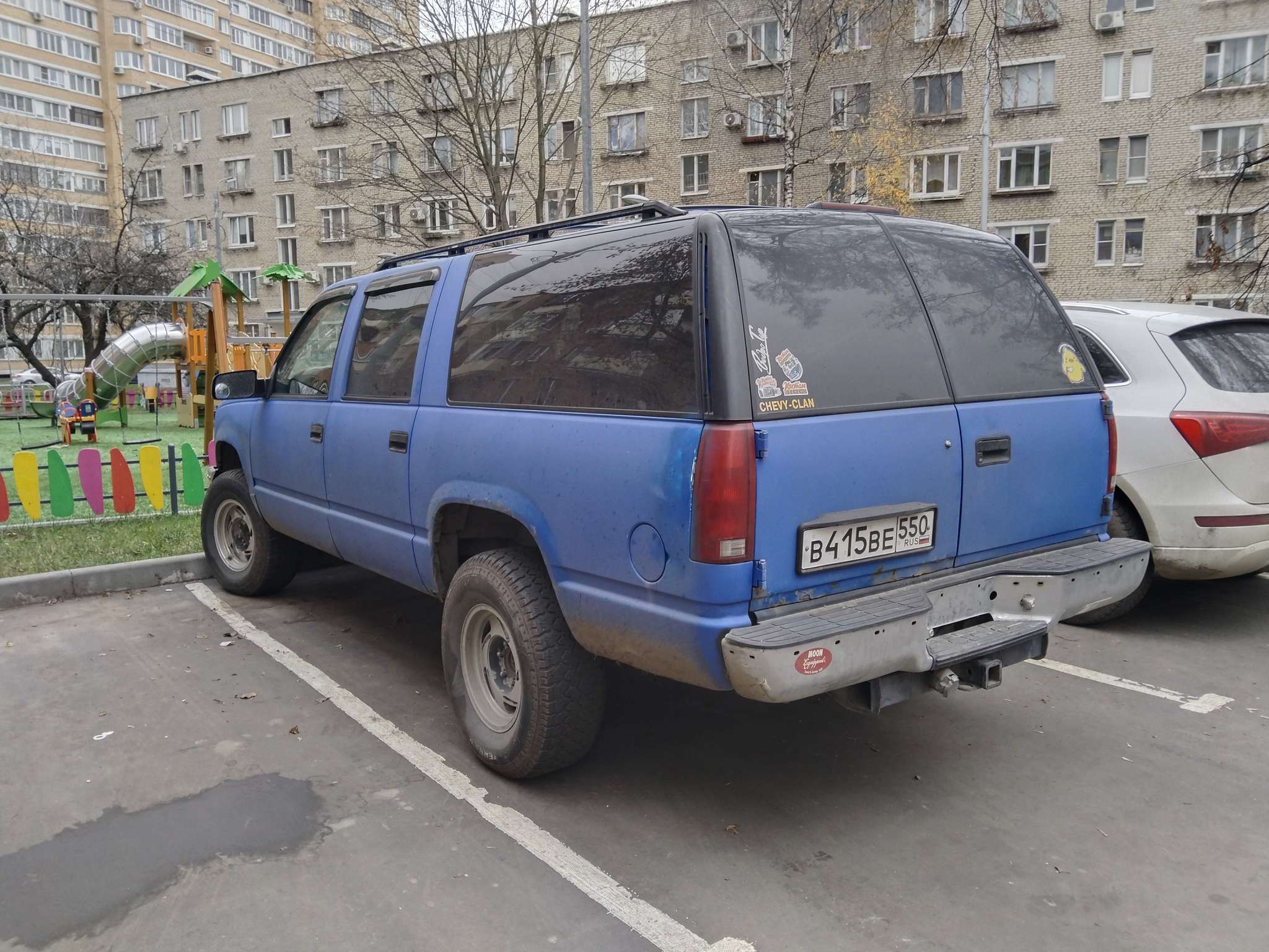 в 415 ве 550, Chevrolet Suburban 