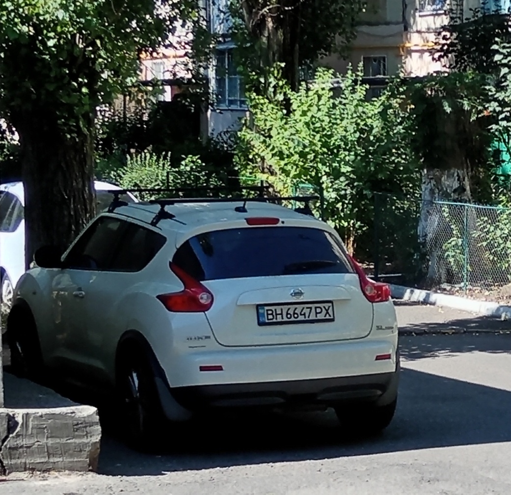 BH 6647 PX, Nissan Juke 1st gen (F15), 2010–2014