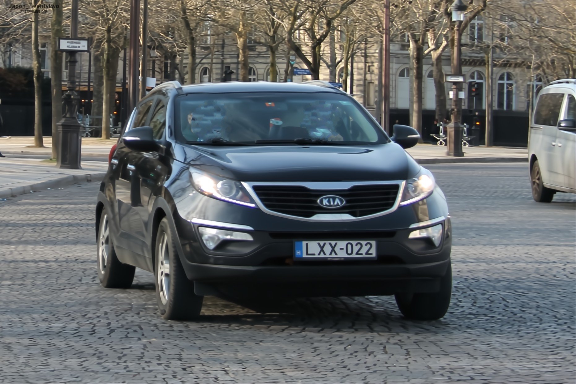 LXX-022, Kia Sportage 
