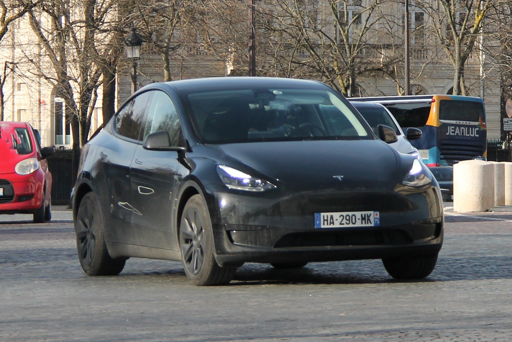 HA-290-MK, Tesla Model Y 1st gen (5YJY), 2020–2025