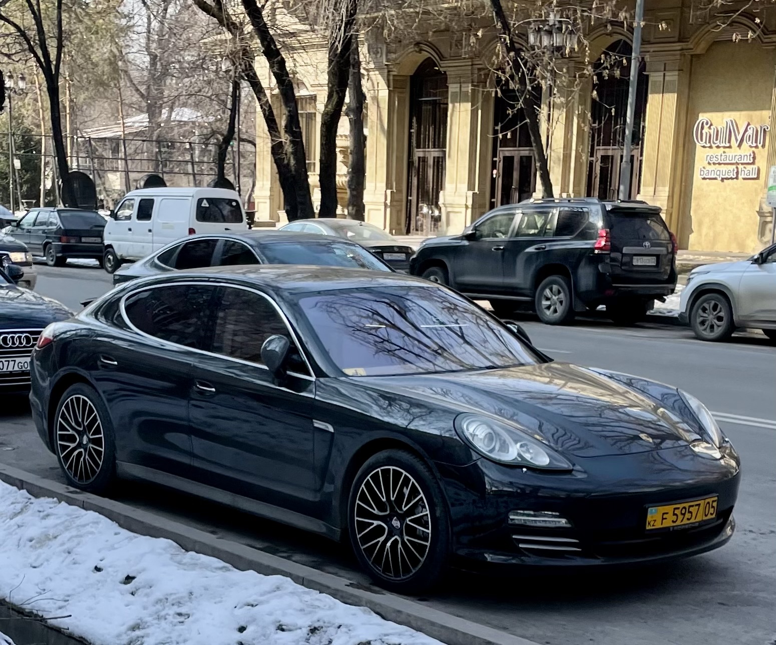 F 5957 05, Porsche Panamera 