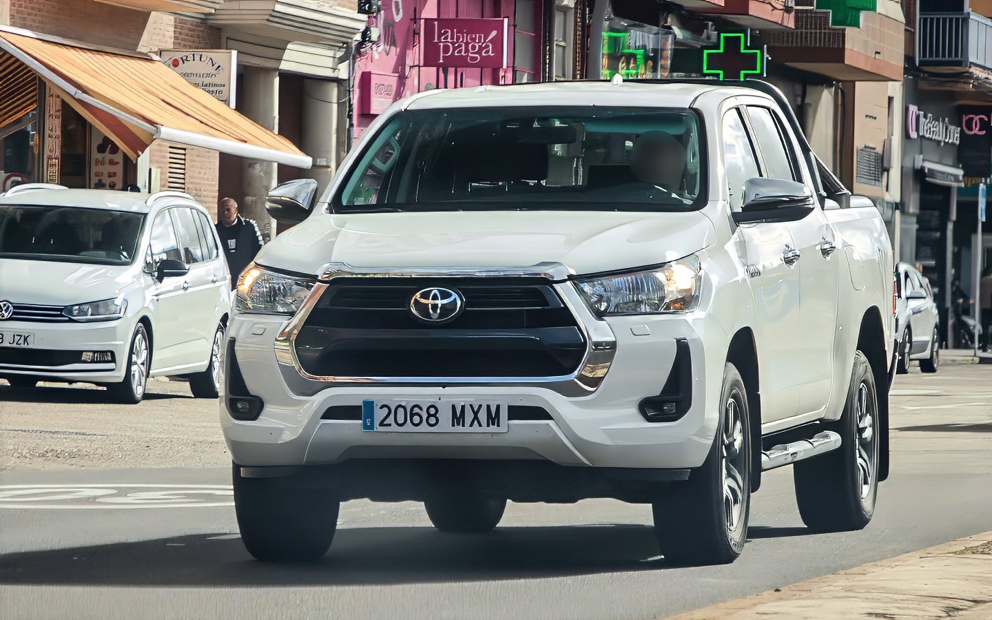 2068 MXM, Toyota Hilux 8th gen (AN120/AN130), 2015–