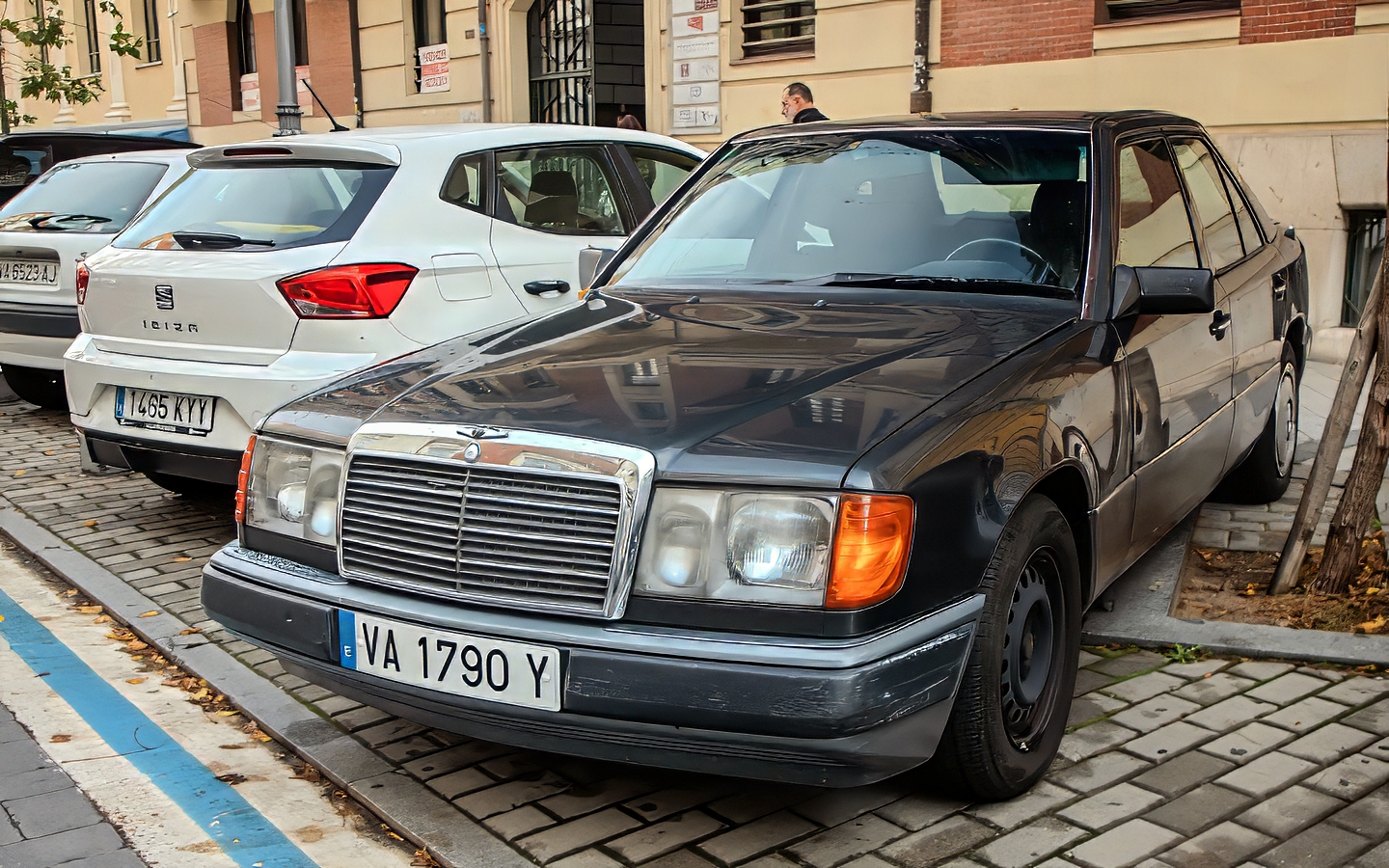 VA 1790 Y, Mercedes-Benz E-Klasse 1st gen Sedan (W124), 1984­–1995