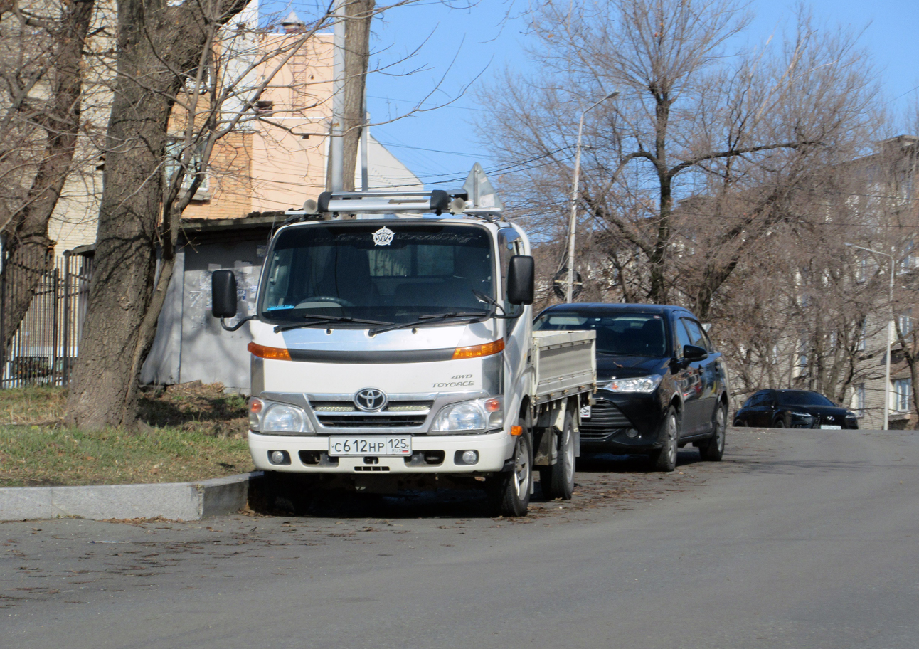 с 612 нр 125, Toyota ToyoAce 
