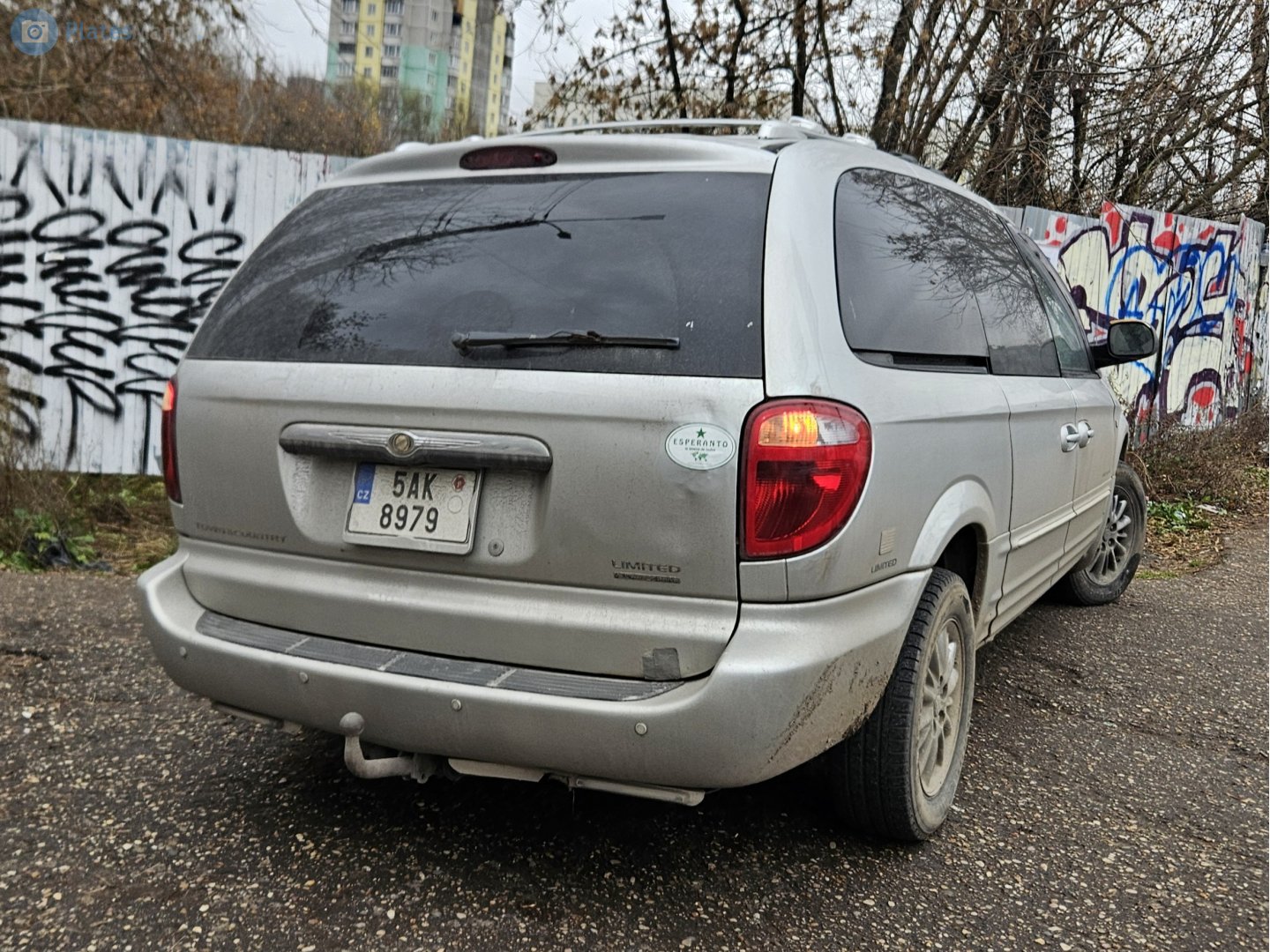 5AK 8979, Chrysler Town&Country 4th gen Minivan (RS), 2000–2007