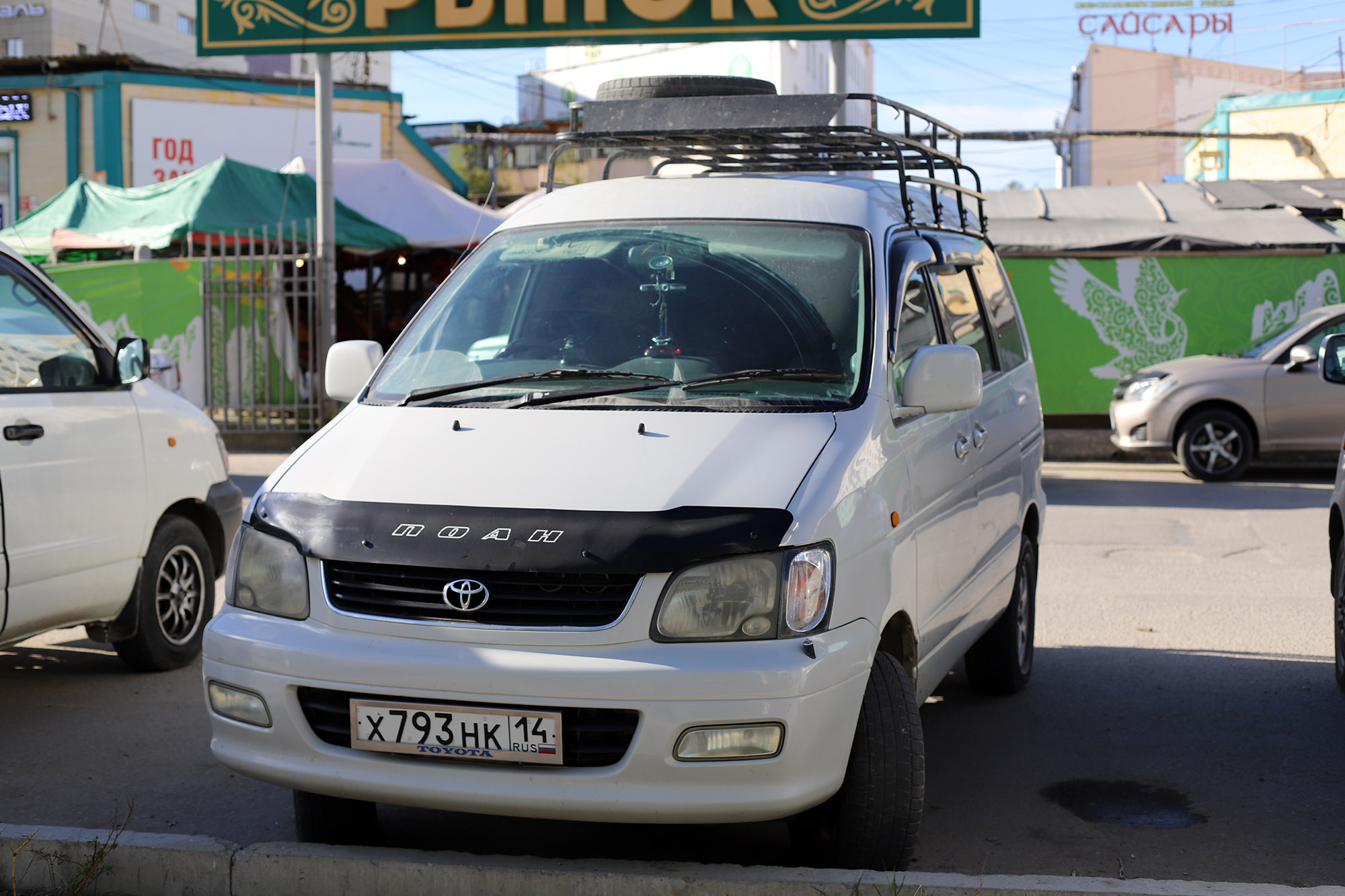 х 793 нк 14, Toyota TownAce 3rd gen (Noah) (R40/R50), 1996–2007