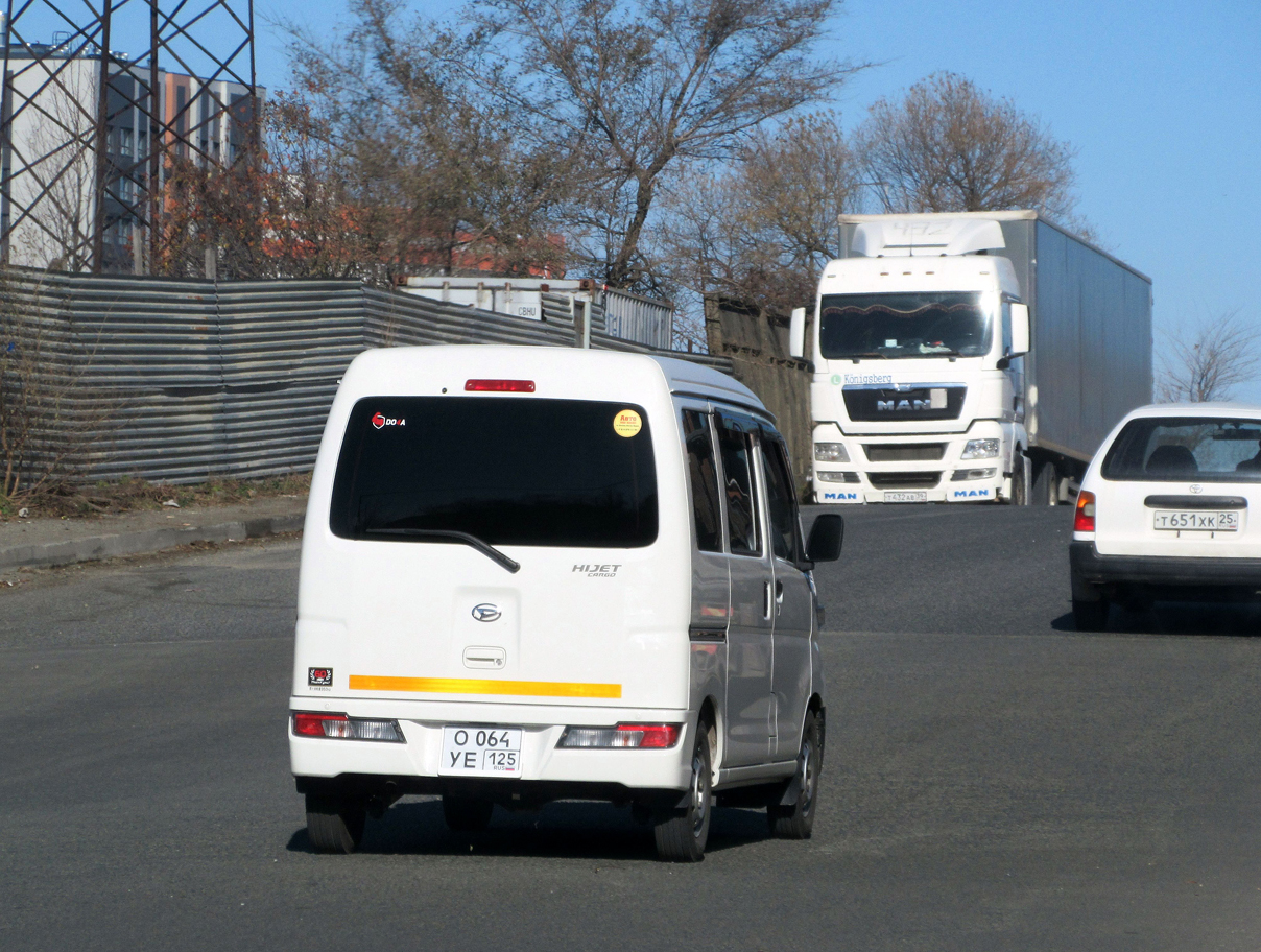 о 064 уе 125, Daihatsu Hijet 10th gen Cargo Van (S320/S330), 2004–2017