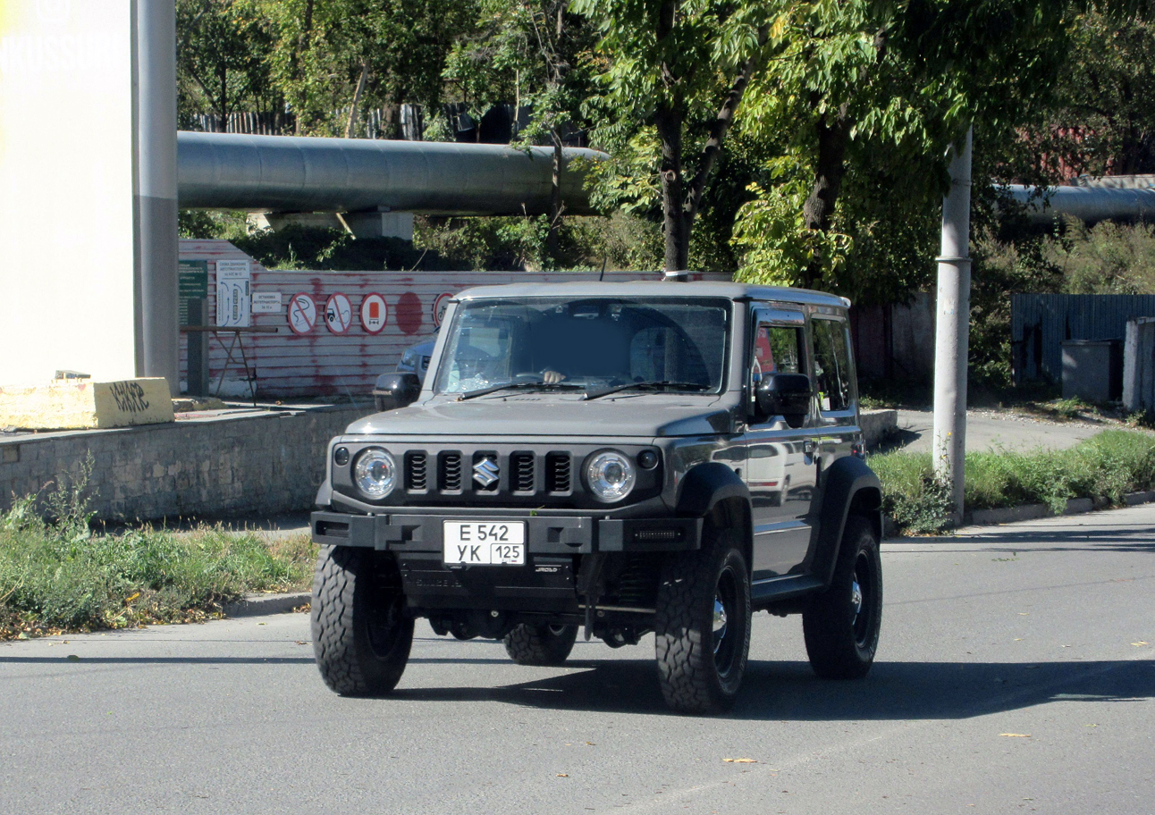е 542 ук 125, Suzuki Jimny Sierra 3rd gen (JB74W), 2018–