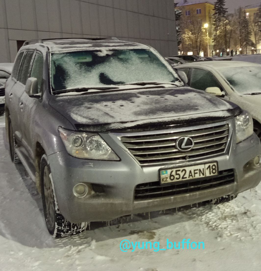 652 AFN 18, Lexus LX 3rd gen (J200), 2007–2012