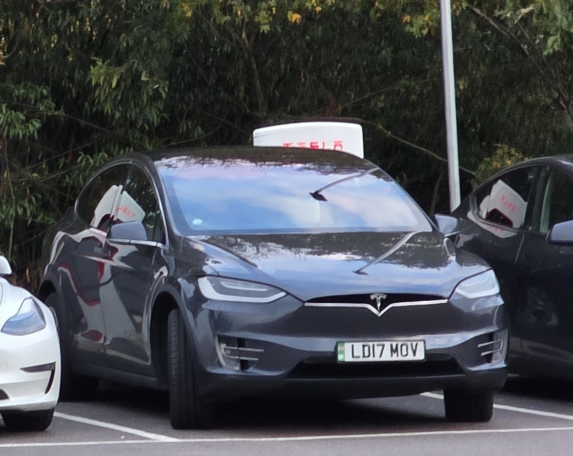 LD17MOV, Tesla Model X 1st gen (5YJX), 2015–