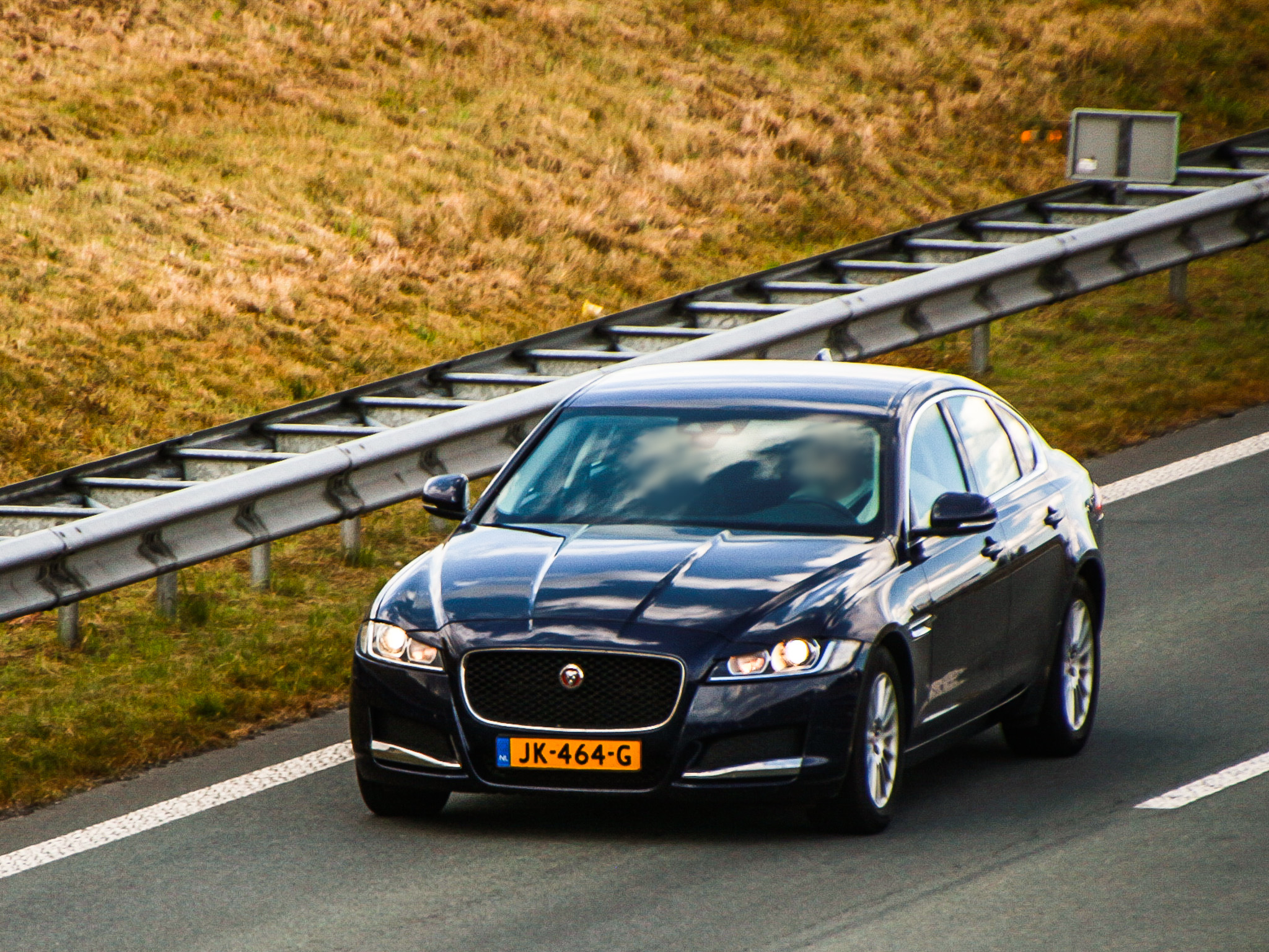 JK-464-G, Jaguar XF 2nd gen Sedan (X260), 2015–2024