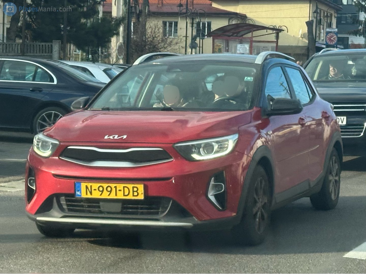 N-991-DB, Kia Stonic 1st gen (YB), 2017–