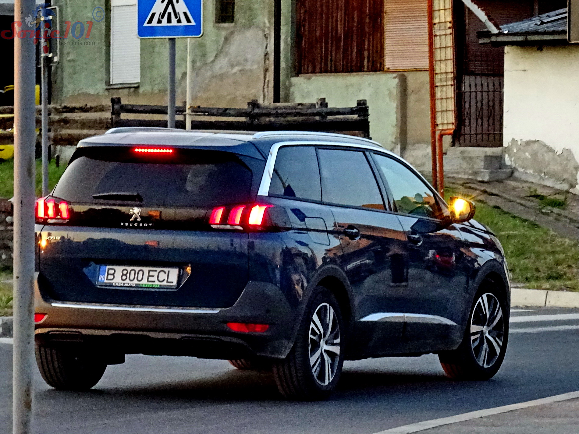 B 800 ECL, Peugeot 5008 2nd gen SUV (P87), 2016–2020
