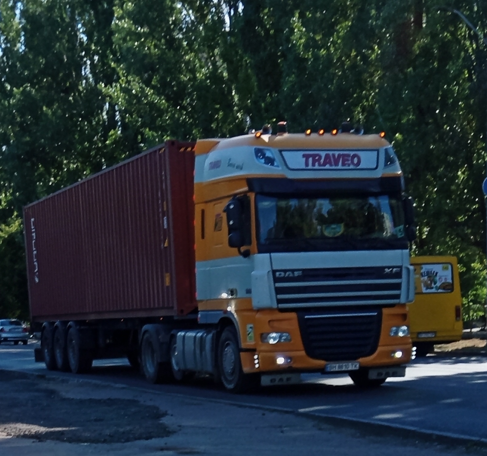 BH 8810 TK, DAF XF 3rd gen (XF105), 2006–2020