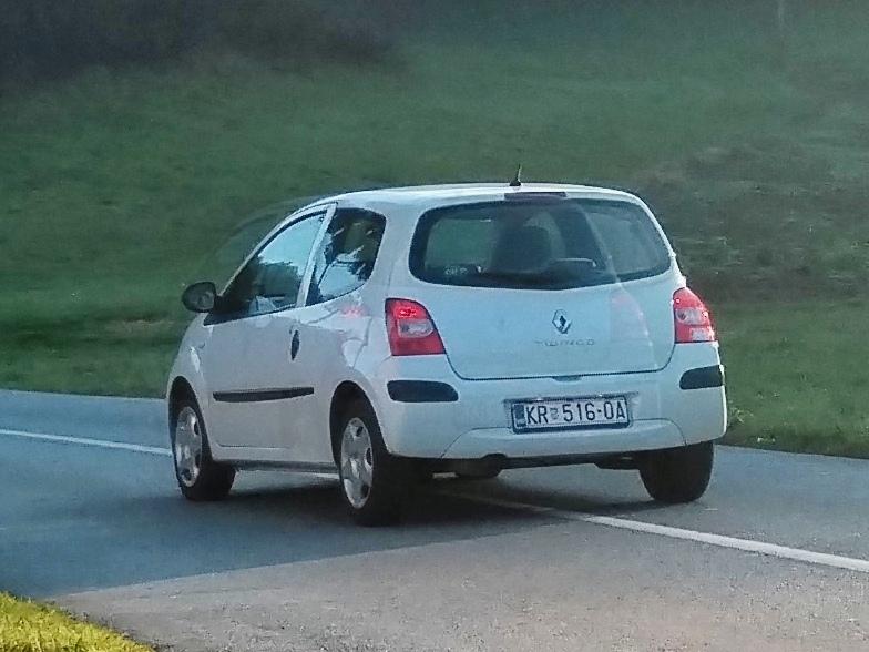 KR 516-OA, Renault Twingo 
