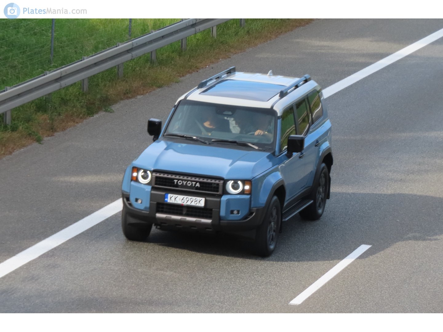 KK 6998K, Toyota Land Cruiser Prado 