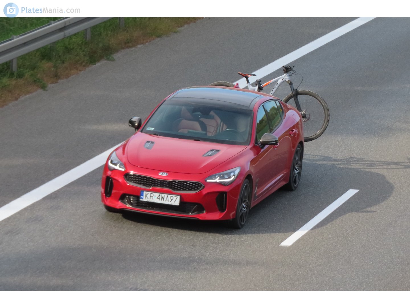 KR 4WA97, Kia Stinger 1st gen (CK), 2017–2023