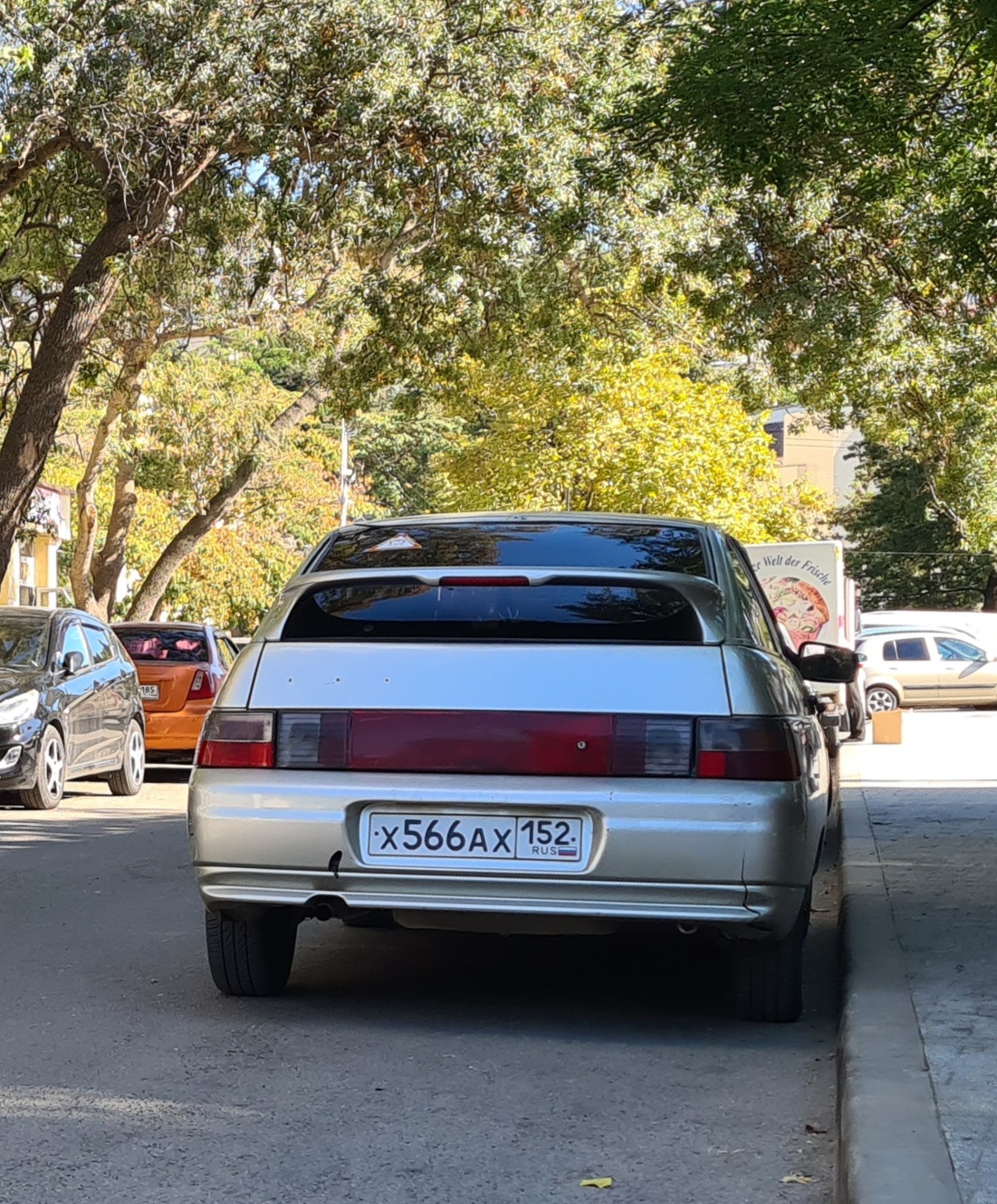 х 566 ах 152, Lada (VAZ) 2112 