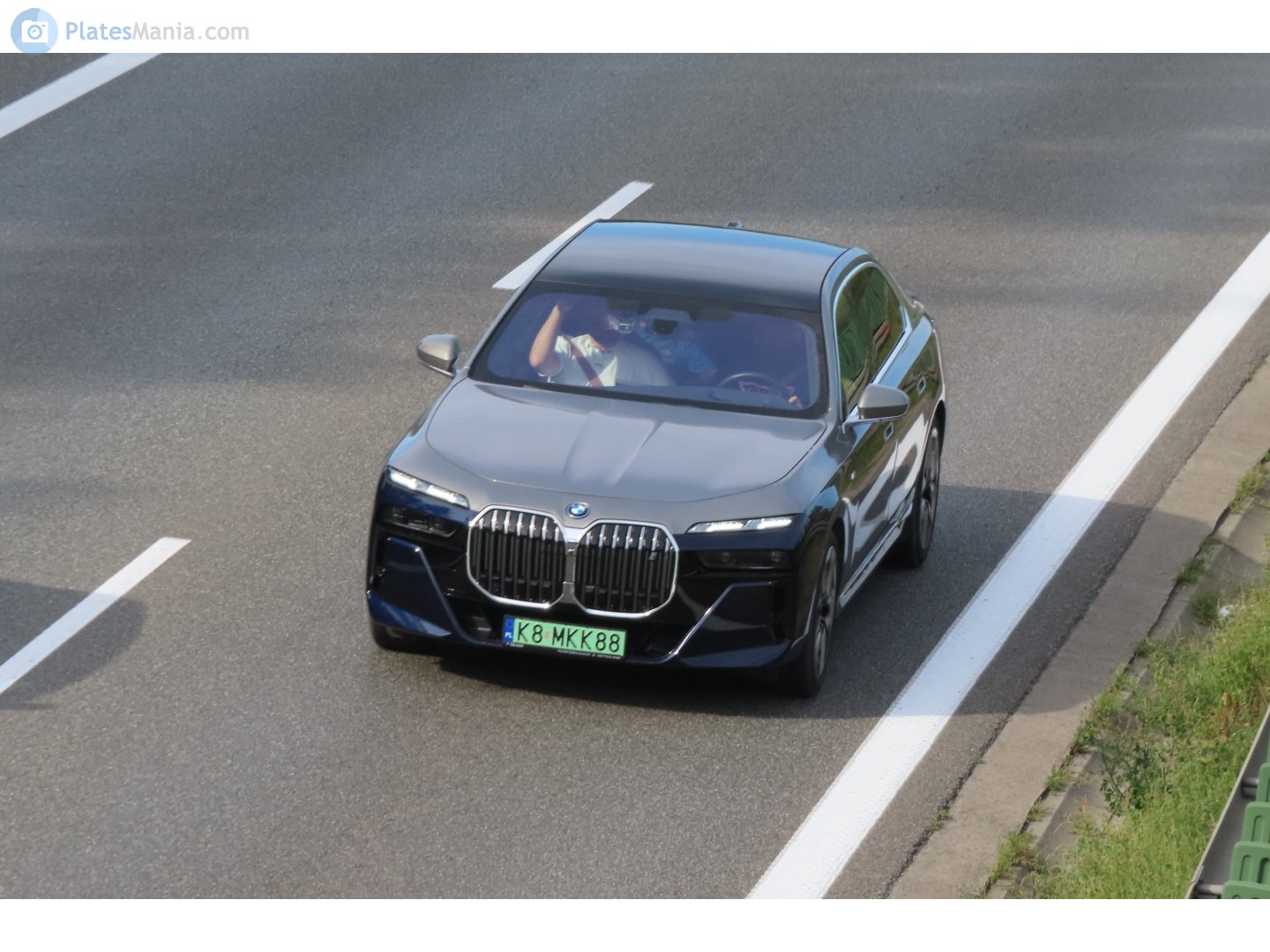 K8 MKK88, BMW i7 1st gen (G70), 2022–