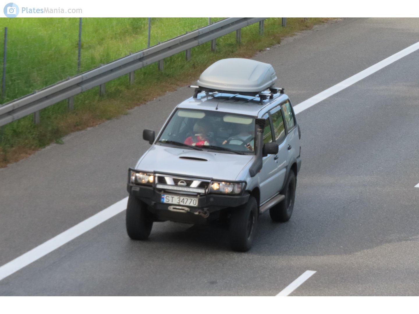 ST 34770, Nissan Terrano II 
