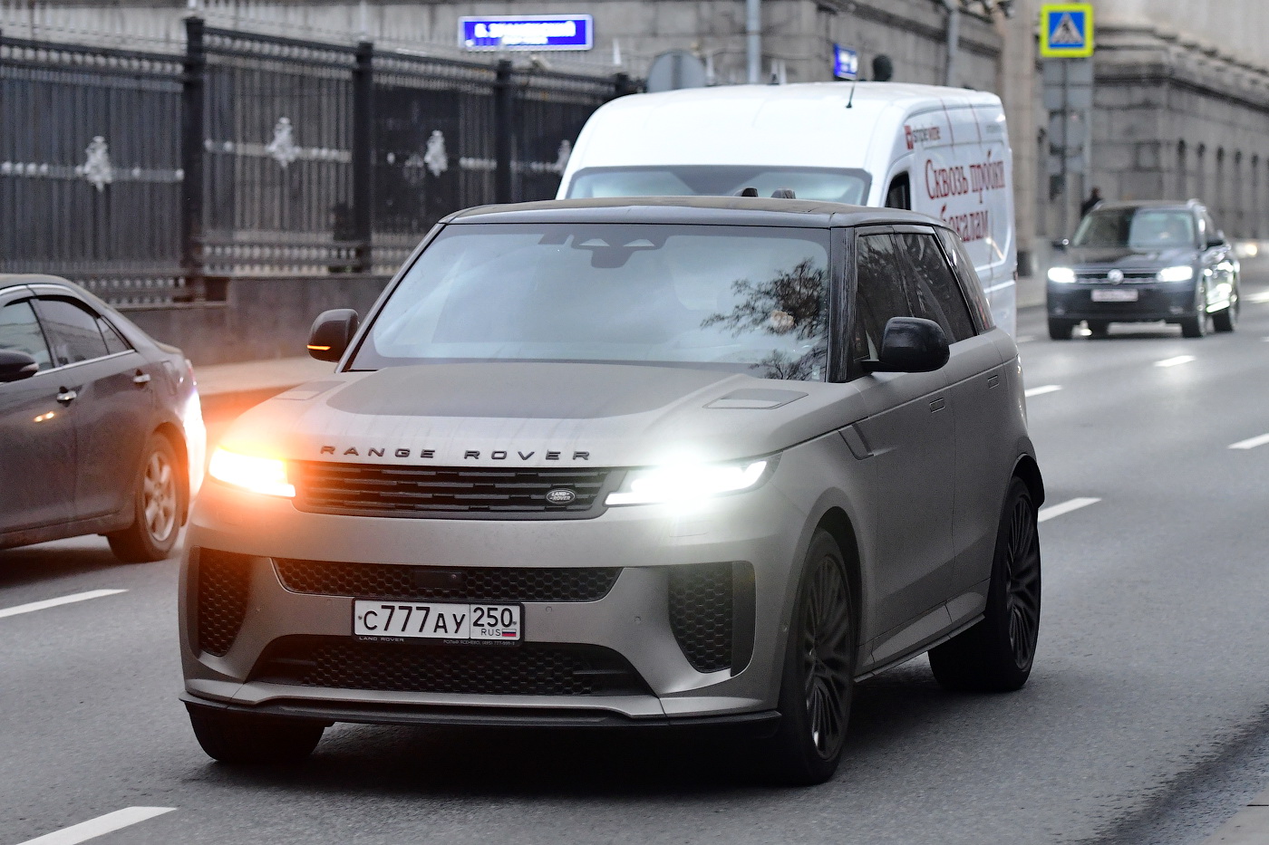 с 777 ау 250, Land Rover Range Rover Sport 2nd gen (L494), facelift, 2017–2022