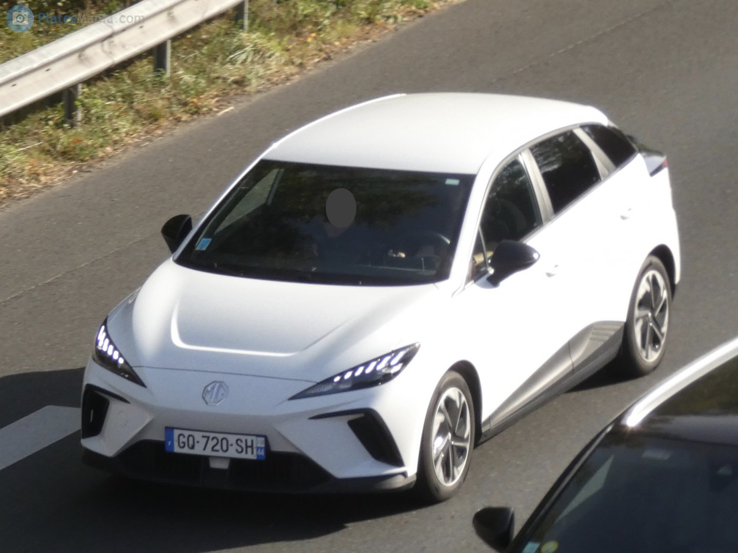 GQ-720-SH, MG 4 1st gen (EH32), 2022–