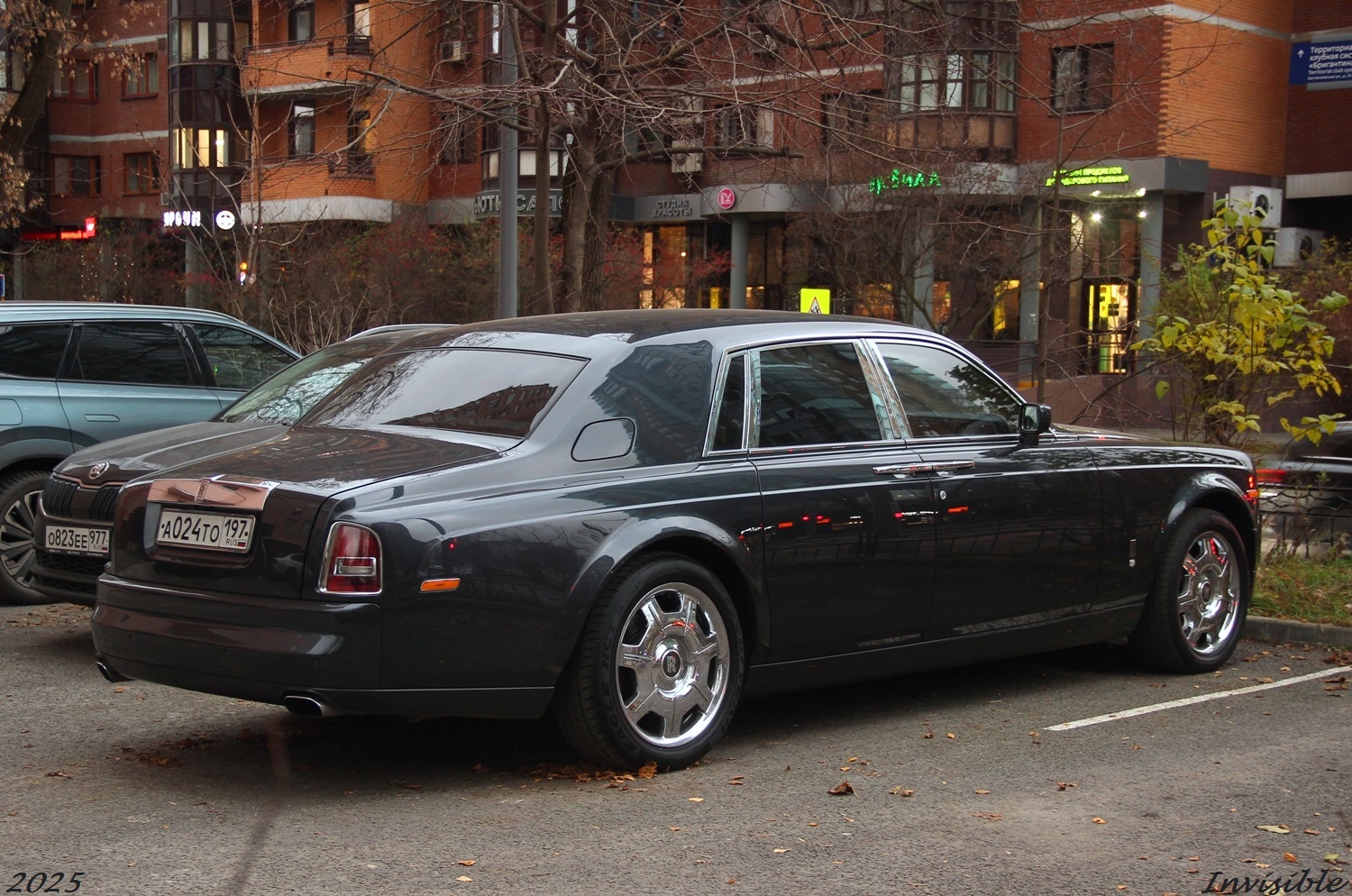а 024 то 197, Rolls-Royce Phantom 7th gen (RR1), 2003–2012