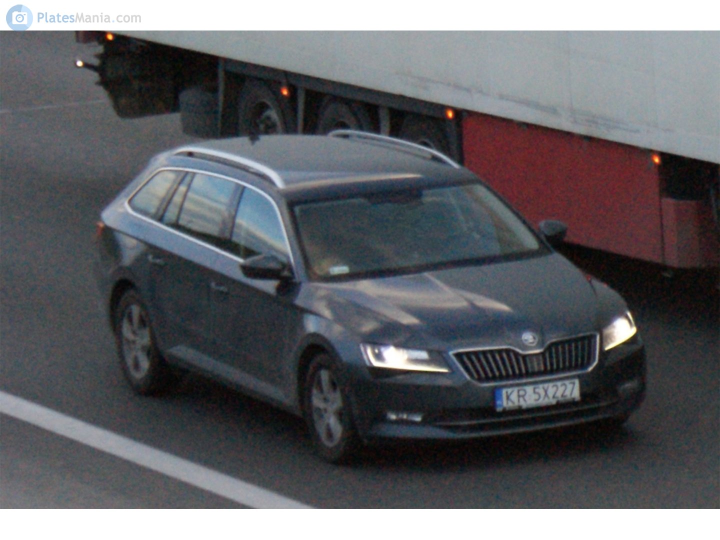 KR 5X227, Skoda Superb 3rd gen Combi (B8/3V5), 2015–2019