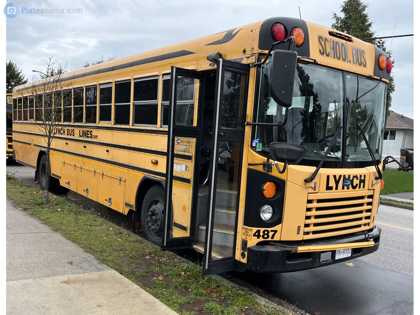 PK-8702, Blue Bird All American/Canadian 