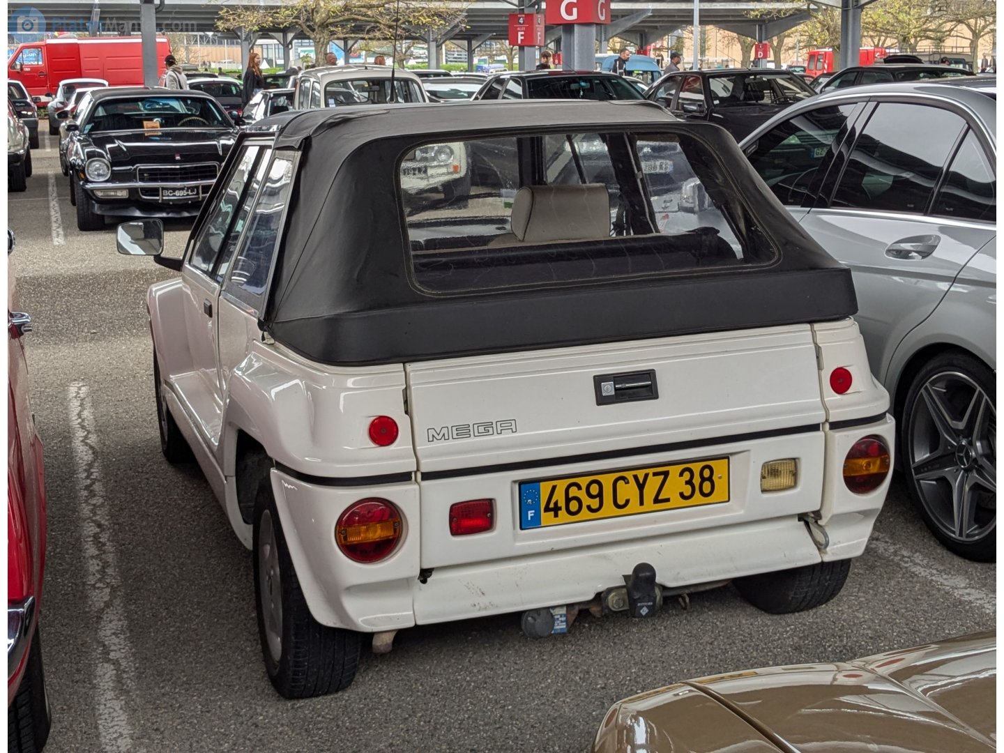 469 CYZ 38, Mega Club / Ranch / Tjaffer 