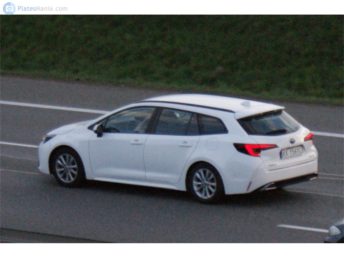 KK 1561C, Toyota Corolla 12th gen Touring Sports (E210), 2019–