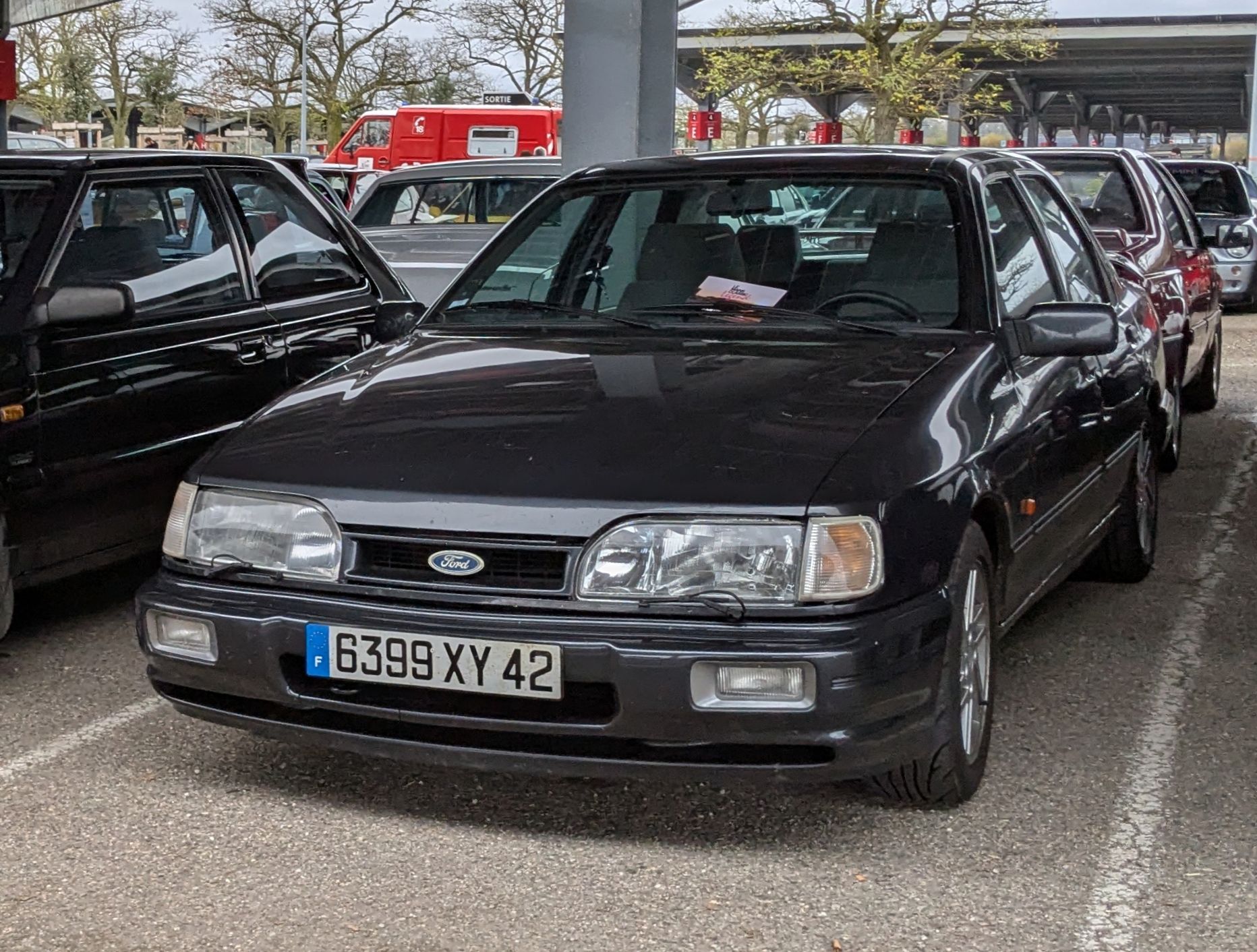 6399 XY 42, Ford Sierra 