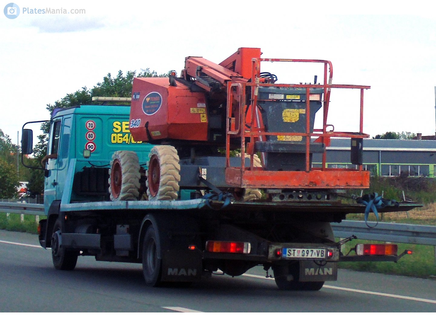 ST 097-VB, MAN LE2000 