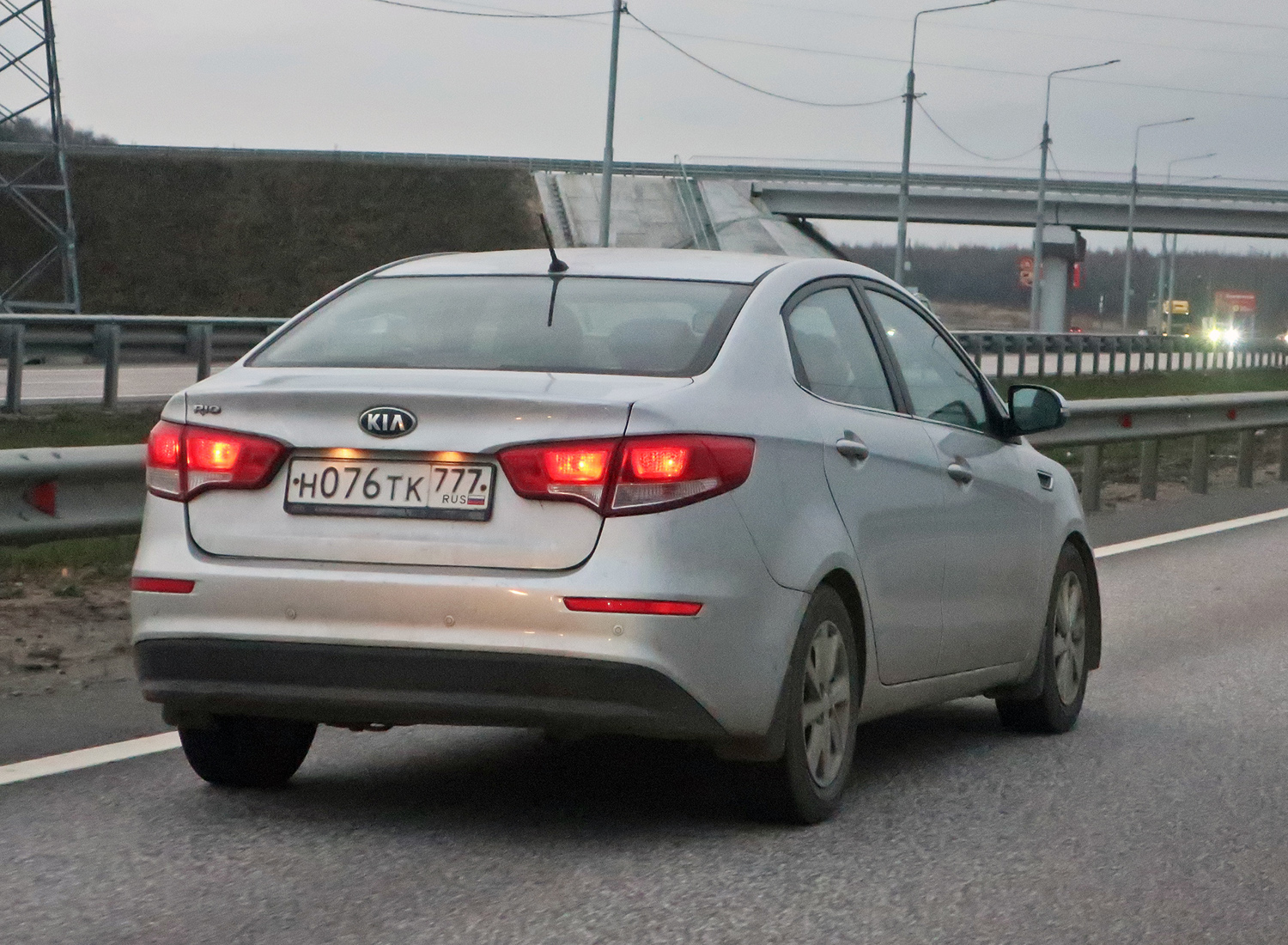 н 076 тк 777, Kia Rio 3rd gen Sedan (QB; CIS-market), facelift, 2015–2017