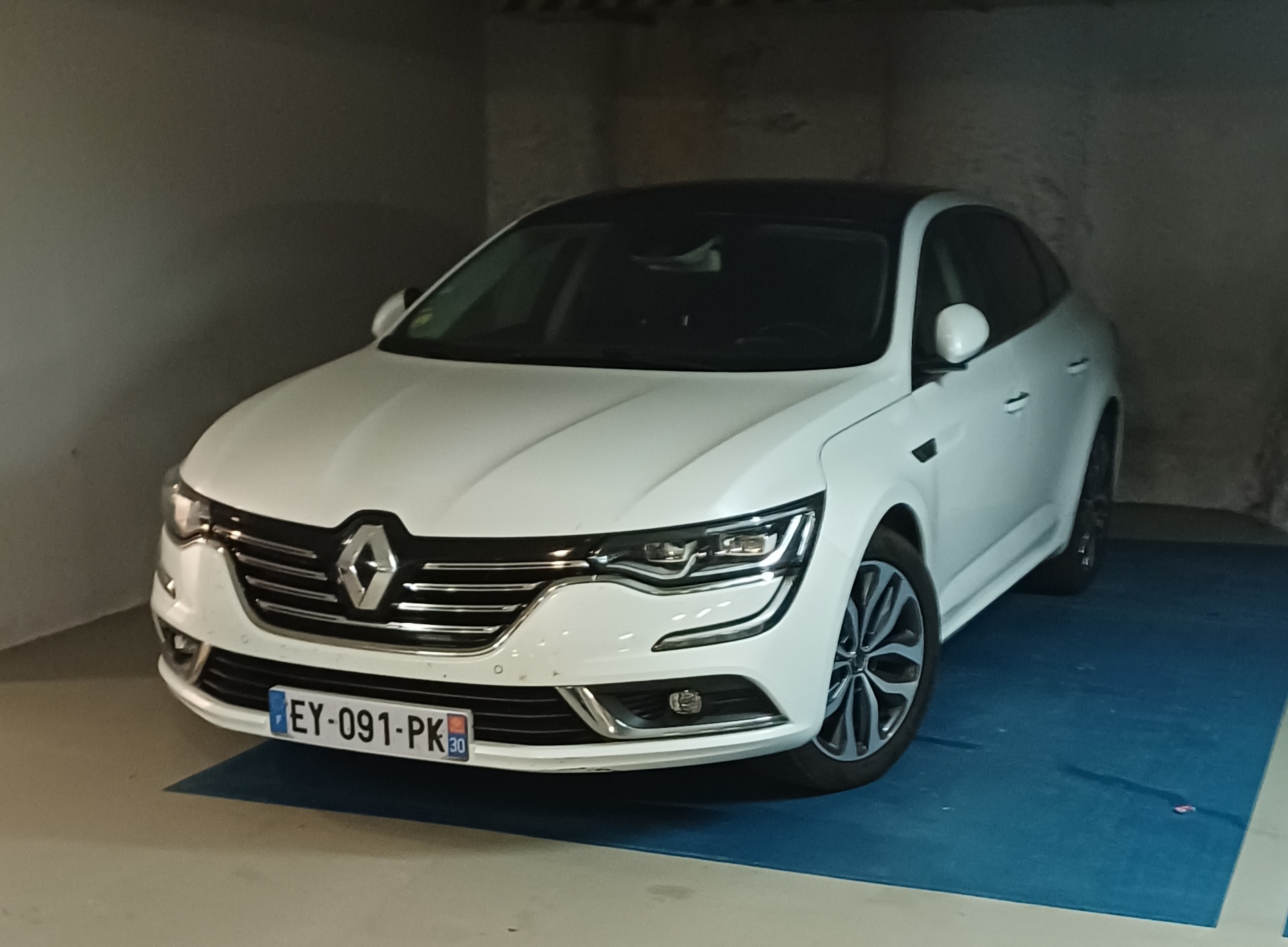 EY-091-PK, Renault Talisman 2nd gen Sedan (LFD; Global-market), 2015–2022
