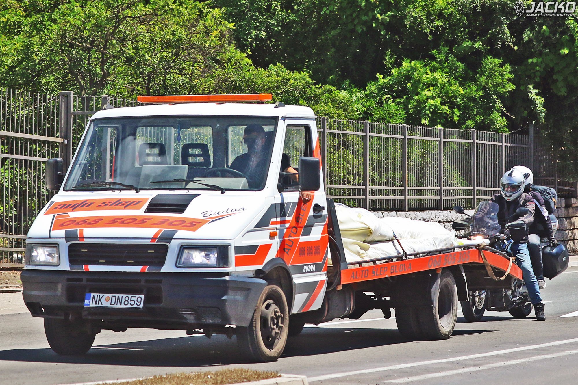 NK DN859, Iveco Daily 2nd gen (Turbo Daily), 1989–2000 (­–2010 for CN-market)