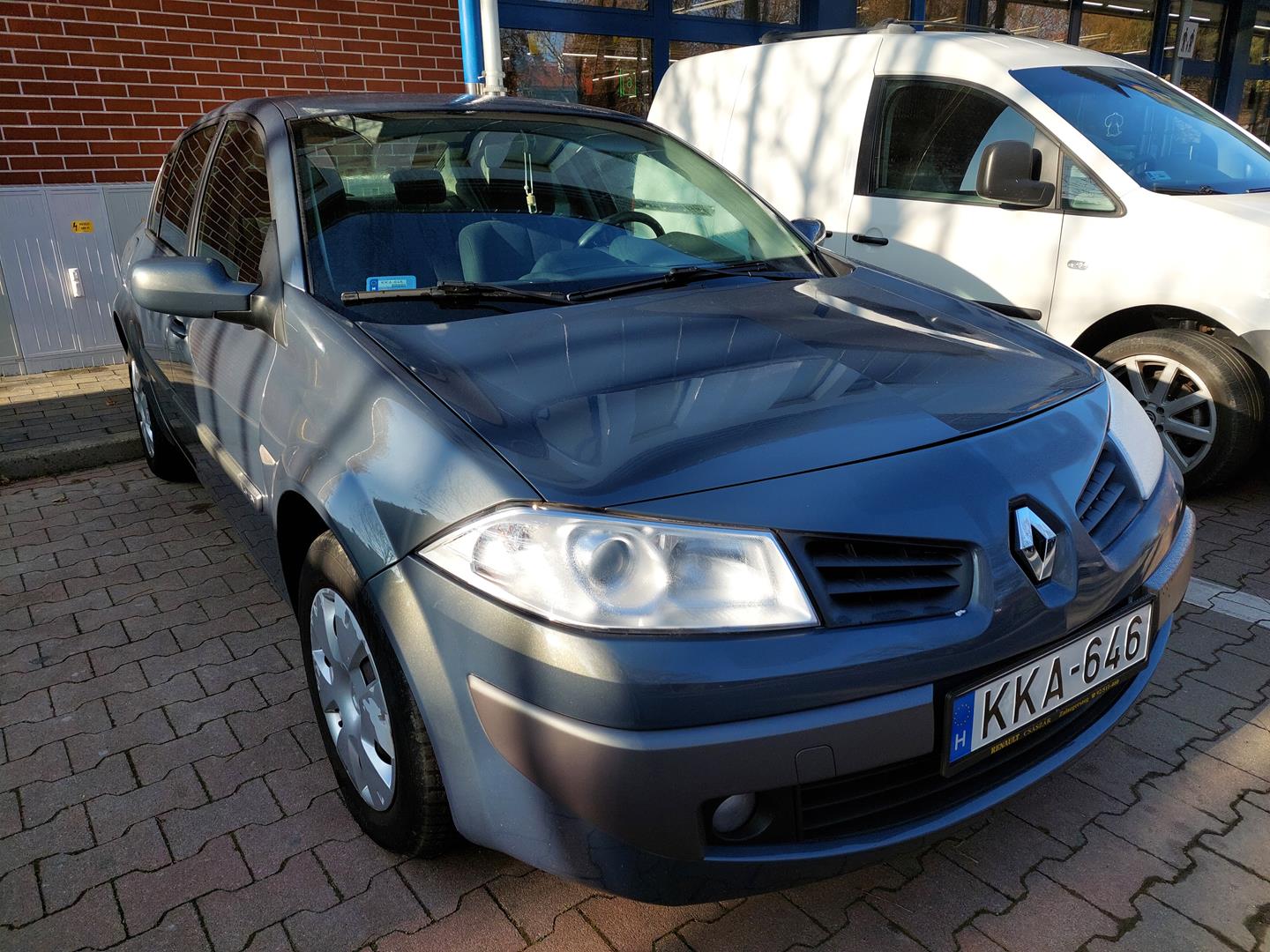 KKA-646, Renault Mégane 2nd gen Sedan (L84), 2002–2009